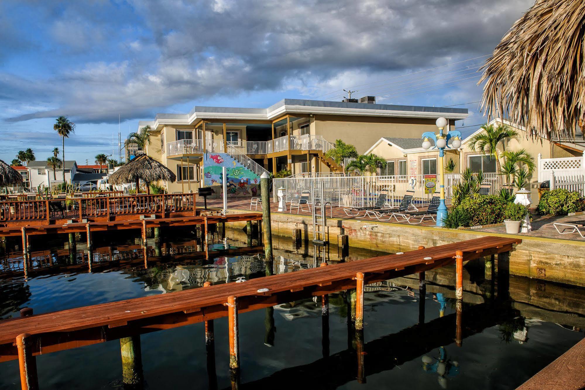 Bay Palms Waterfront Resort - Hotel And Marina St. Pete Beach Exterior foto